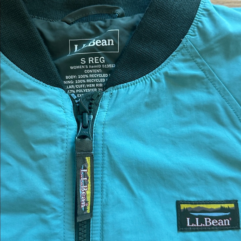 LL Bean women’s bomber jacket. - Picture 2 of 6